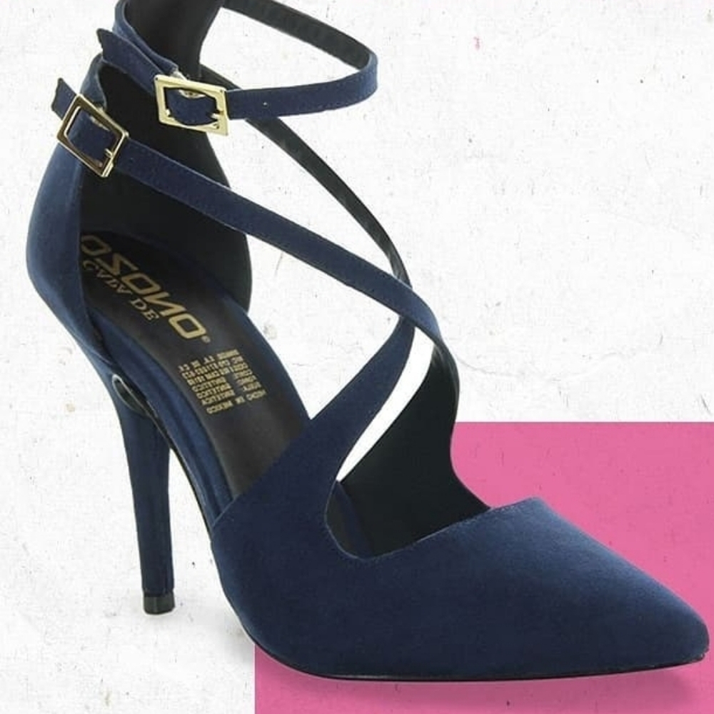 Blue pointy toe heel